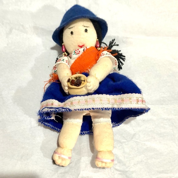 DOLL handmade Woven Wool made in south america souvenir native doll 6” NWOT - Picture 4 of 8